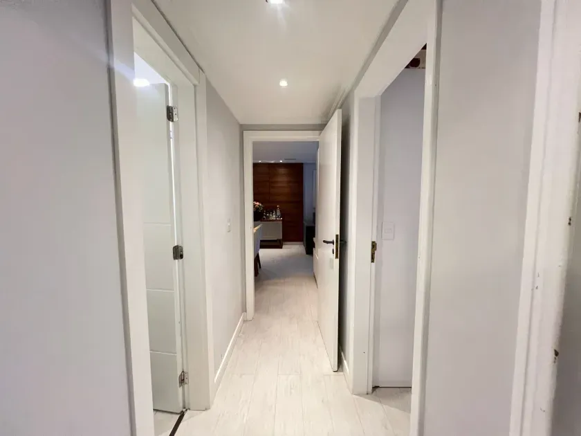 Apartamento decorado com 3 dormitórios sendo 1 suíte e 1 vaga em  Balneário Camboriú — foto 14