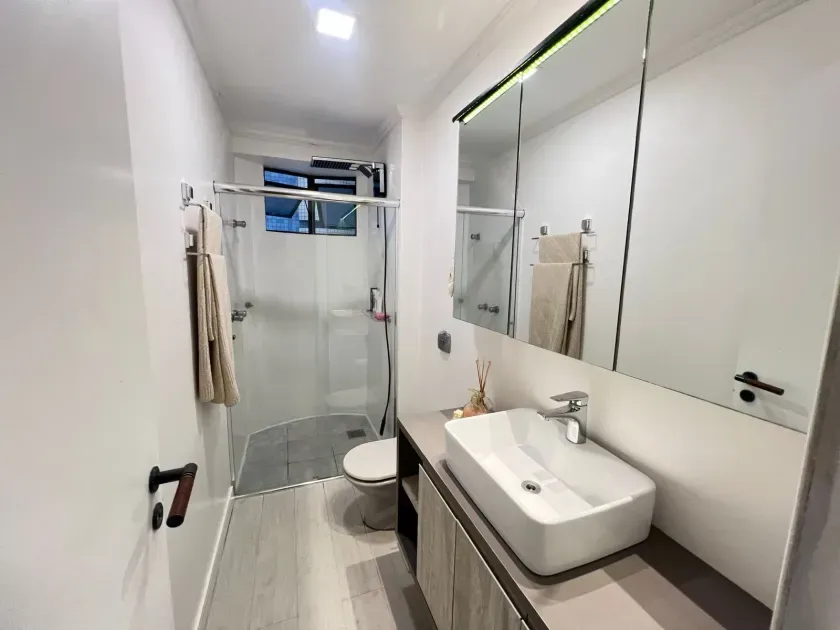 Apartamento decorado com 3 dormitórios sendo 1 suíte e 1 vaga em  Balneário Camboriú — foto 18