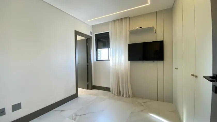 Apartamento mobiliado com 3 suítes e 2 vagas de garagem no Centro de Balneário Camboriú — foto 20