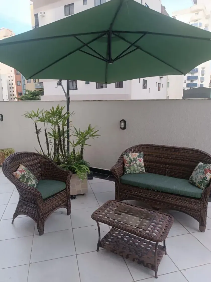 Apartamento com 3 dormitórios sendo 1 suíte e 1 vaga de garagem no centro de Balneário Camboriú — foto 5