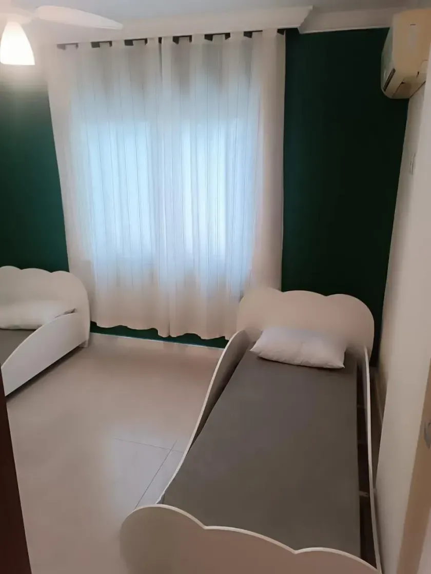 Apartamento com 3 dormitórios sendo 1 suíte e 1 vaga de garagem no centro de Balneário Camboriú — foto 12