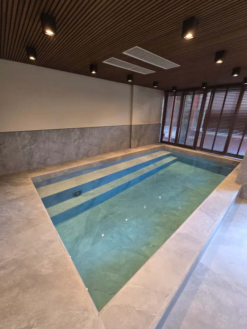 Apartamento novo alto padrão com 4 suítes e 4 vagas de garagem no Centro de Balneário Camboriú. — foto 18