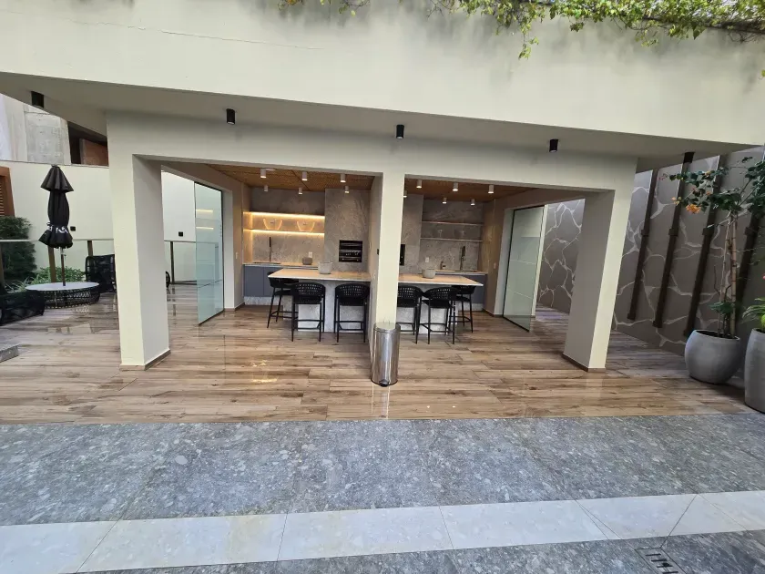 Apartamento novo alto padrão com 4 suítes e 4 vagas de garagem no Centro de Balneário Camboriú. — foto 16