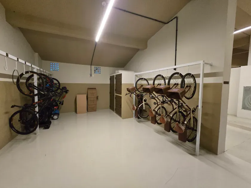 Apartamento novo alto padrão com 4 suítes e 4 vagas de garagem no Centro de Balneário Camboriú. — foto 31