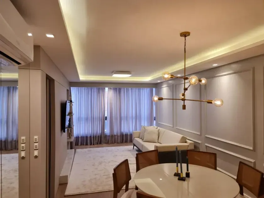 Apartamento mobiliado com 2 dormitórios sendo 1 suíte e 1 vaga na Atlantica em Balneário Camboriú — foto 27