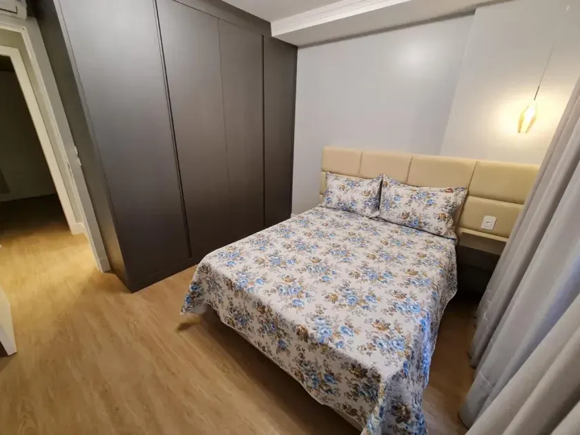 Apartamento mobiliado com 2 dormitórios sendo 1 suíte e 1 vaga na Atlantica em Balneário Camboriú — foto 34