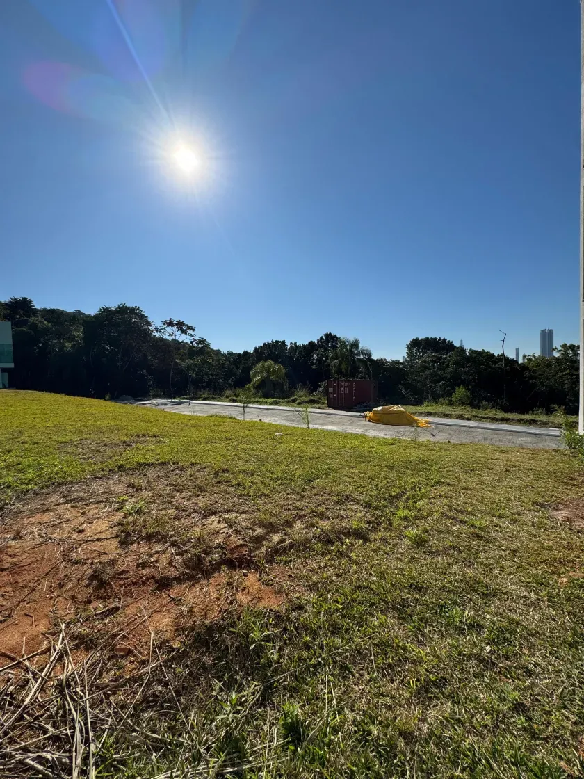 Terreno com 382,51m² em condomínio fechado no bairro Nova Esperança em Balneário Camboriú — foto 3