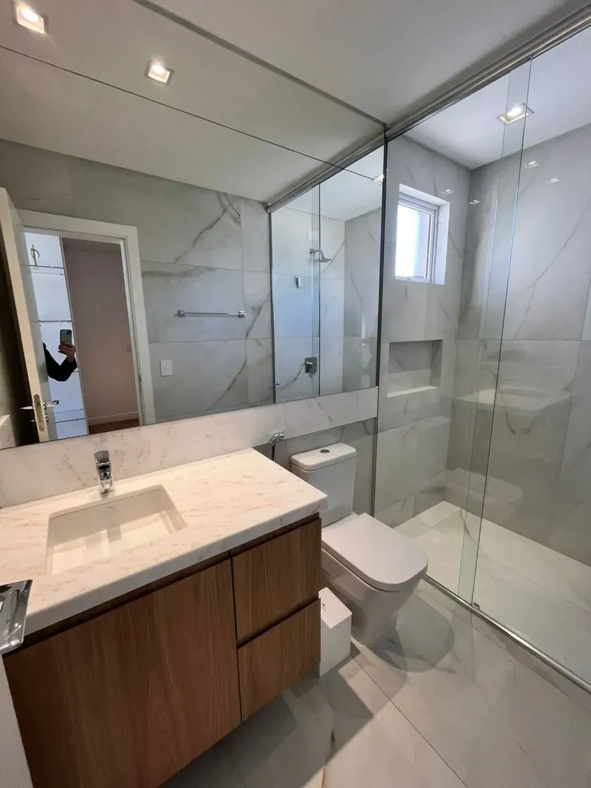 Apartamento na quadra do mar finamente mobiliado com 04 suítes e 04 vagas de garagem. — foto 20