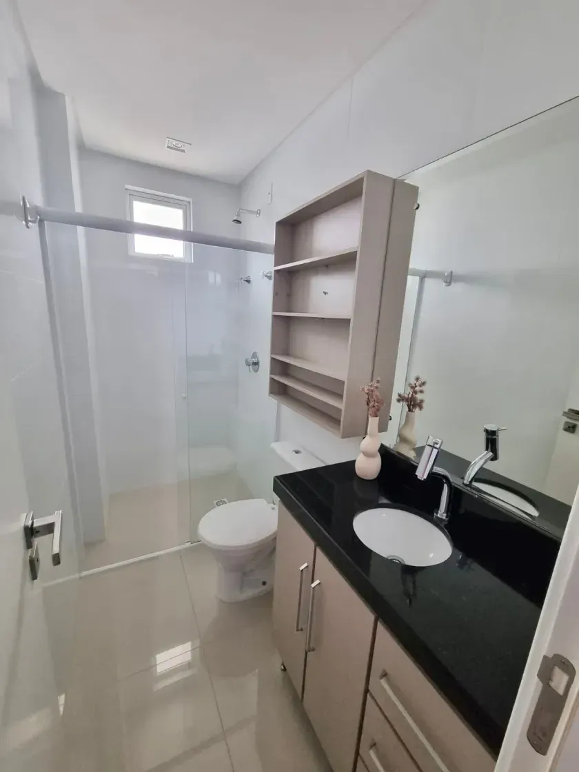 Apartamento mobiliado com 2 suítes e 2 vagas na Barra Norte em Balneário Camboriú. — foto 9