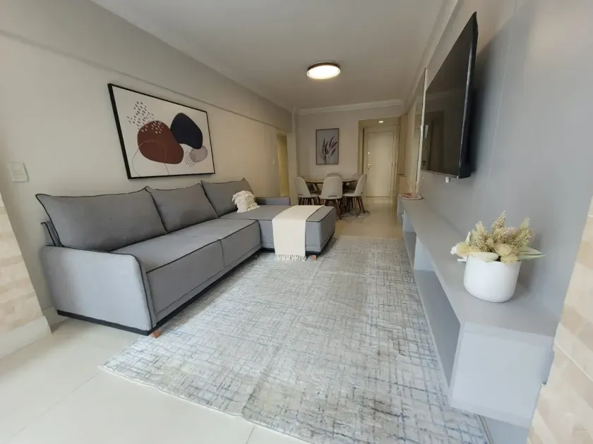 Apartamento com 3 dormitórios sendo 1 suíte e 1 vaga de garagem - Centro - Balneário Camboriú