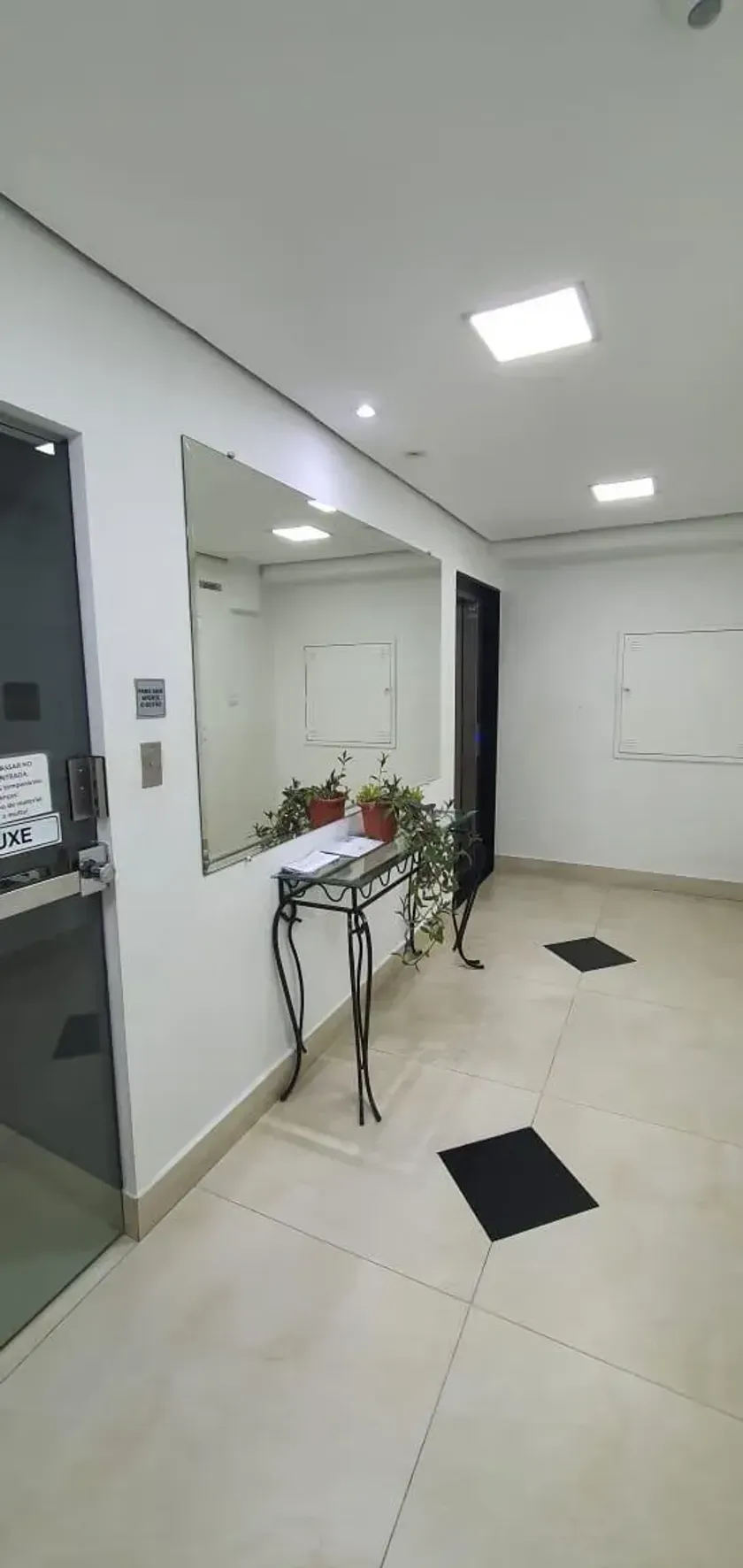 Apartamento mobiliado com 1 dormitório e 1 vaga de garagem no Centro de Balneário Camboriú — foto 11