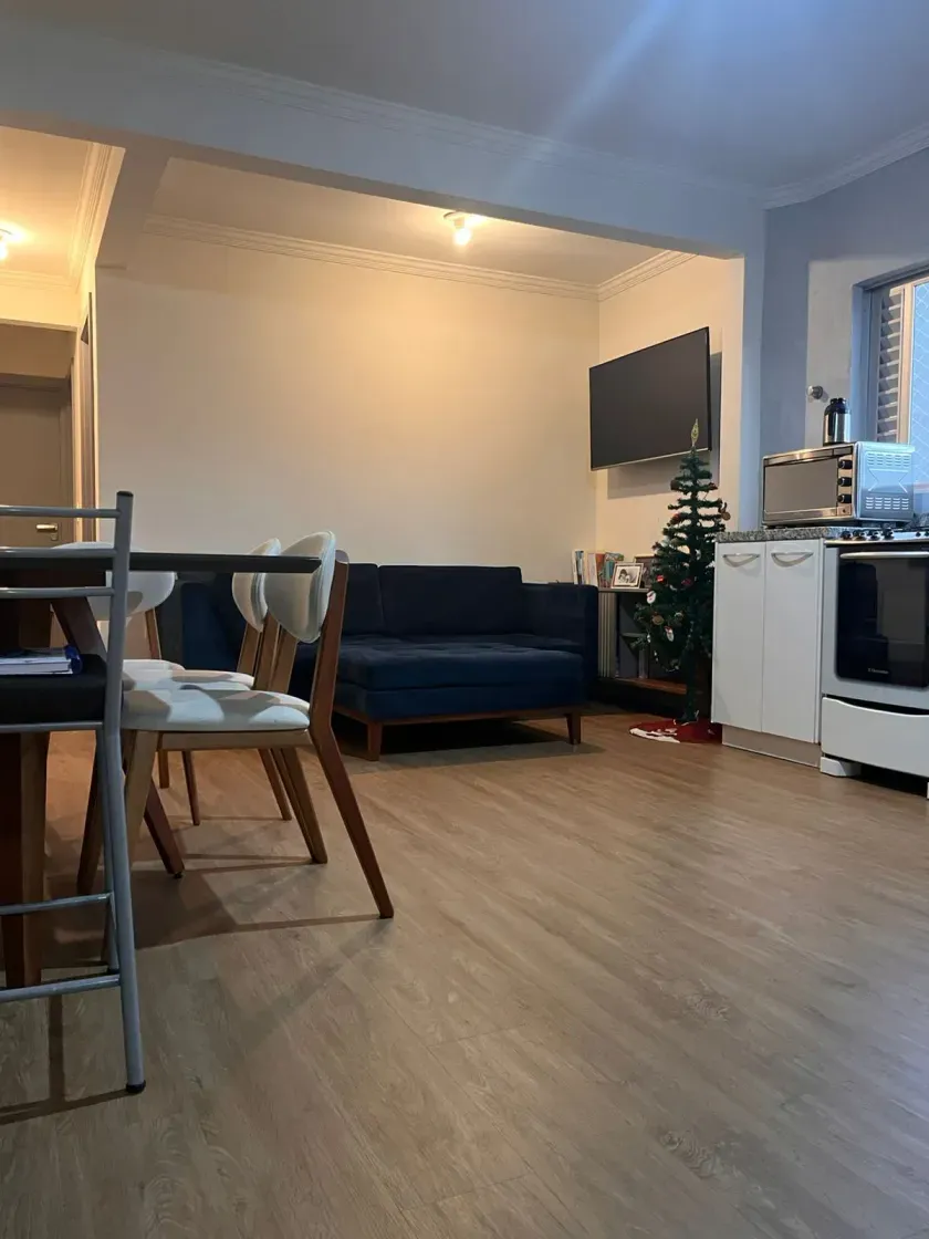 Apartamento semi mobiliado de 2 dormitórios e 1 vaga de garagem na Vila Real em Balneário Camboriú — foto 2