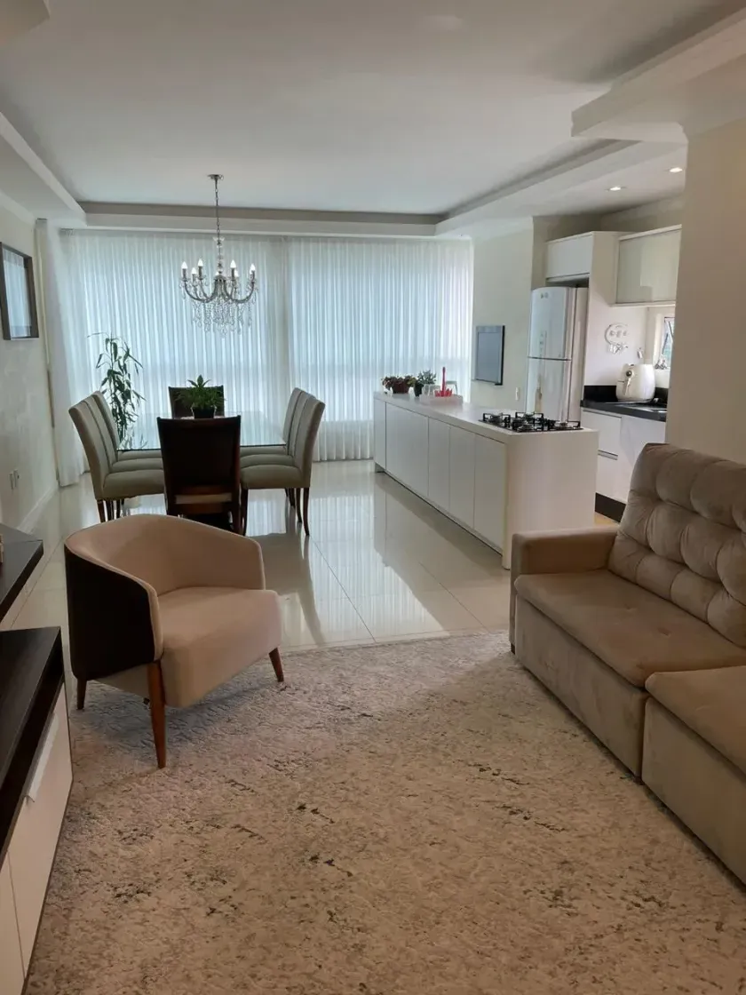Apartamento com 3 suítes sendo 2 demi e 2 vagas de garagem em Balneário Camboriú/SC — foto 2