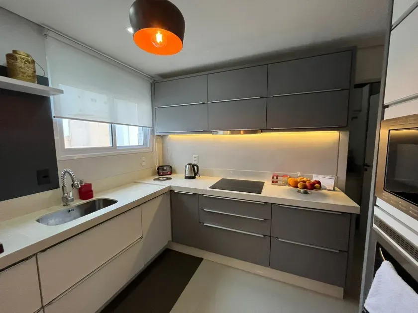 Apartamento alto padrão com 3 suítes e 3 vagas de garagem em Balneário Camboriú/SC — foto 4