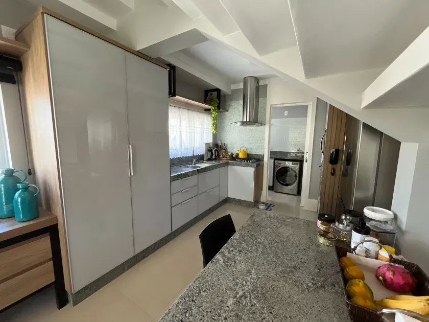 Apartamento duplex finamente mobiliado 3 suítes e 2 vagas no Centro de Balneário Camboriú/SC — foto 30