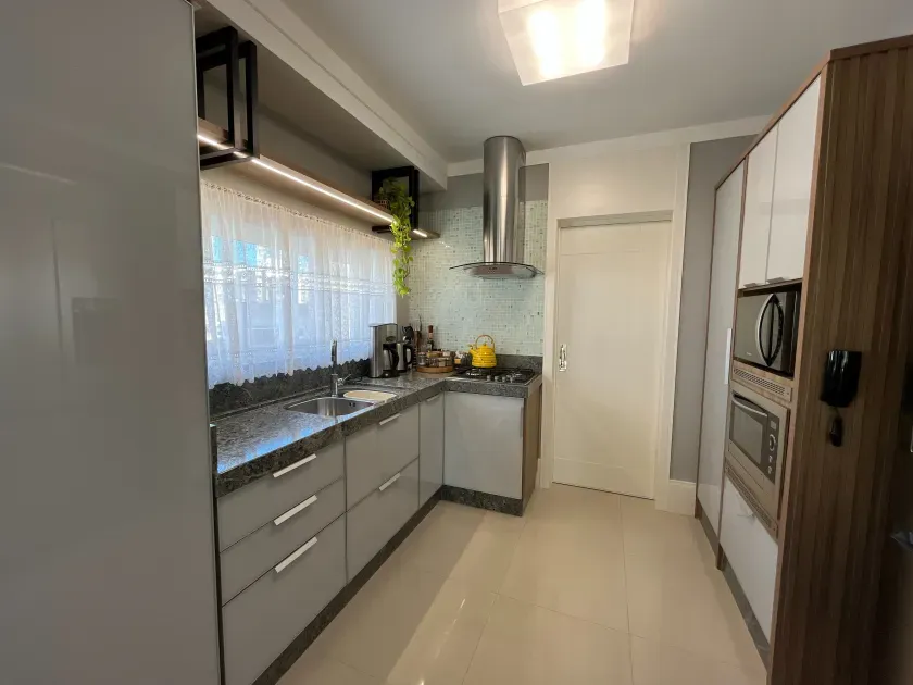 Apartamento duplex finamente mobiliado 3 suítes e 2 vagas no Centro de Balneário Camboriú/SC — foto 31