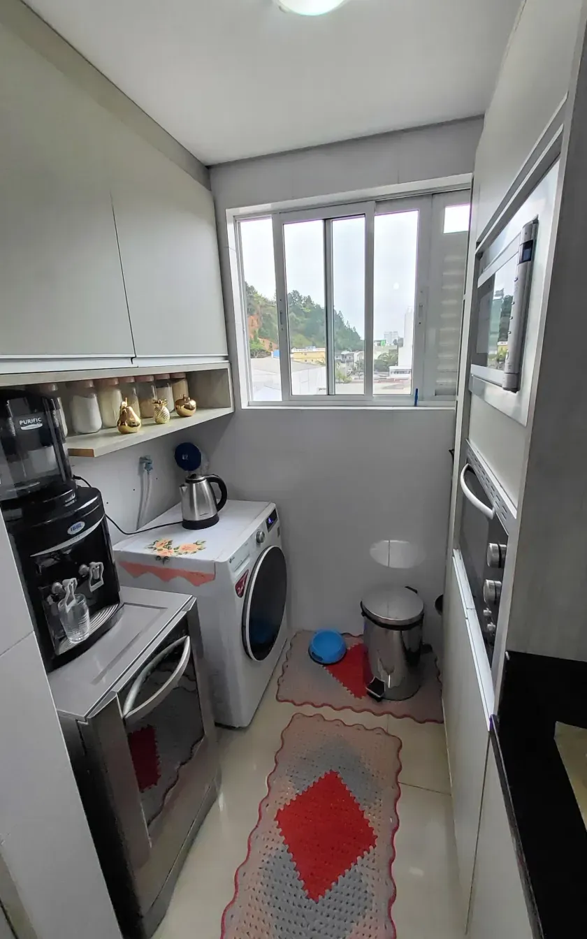 Apartamento com 3 dormitórios sendo 1 suíte e 1 vaga de garagem na Barra Norte em Bal. Camboriú-SC — foto 4