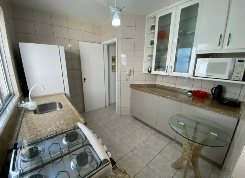 Apartamento quadra mar com 2 dormitórios e 1 vaga de garagem - Avenida Brasil Balneário Camboriú/SC — foto 6