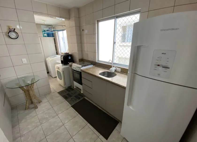 Apartamento quadra mar com 2 dormitórios e 1 vaga de garagem - Avenida Brasil Balneário Camboriú/SC — foto 9
