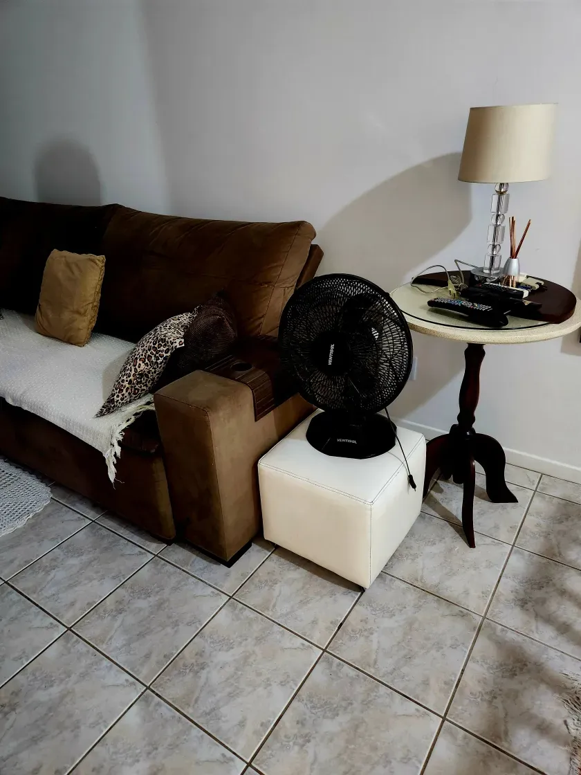 Apartamento quadra mar com 2 dormitórios e 1 vaga de garagem - Avenida Brasil Balneário Camboriú/SC — foto 4