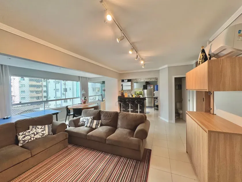 Apartamento garden 4 dormitórios sendo 3 suítes com quintal perto do mar em Balneário Camboriú/SC — foto 17