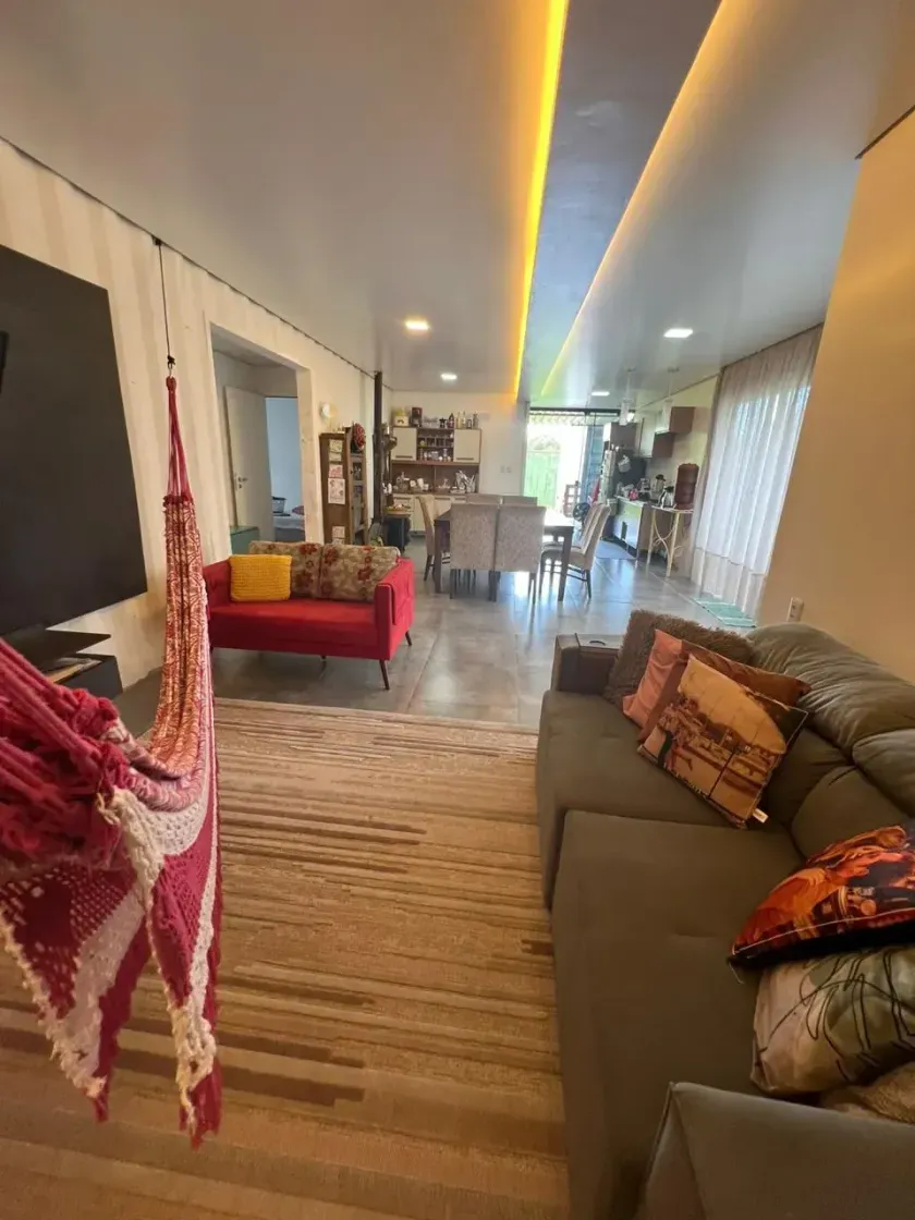 Casa container com 3 dormitórios sendo 1 suíte e 4 vagas Estaleirinho em Balneário Camboriú/SC — foto 5