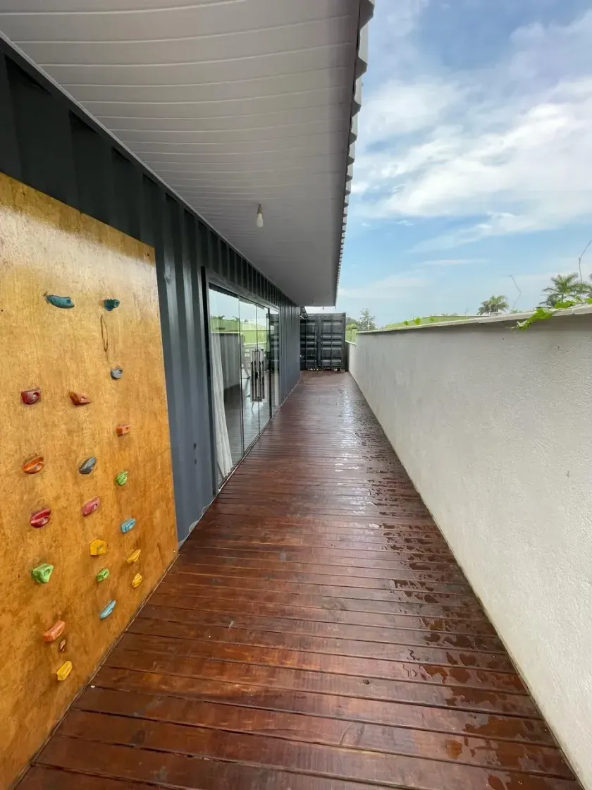 Casa container com 3 dormitórios sendo 1 suíte e 4 vagas Estaleirinho em Balneário Camboriú/SC — foto 6