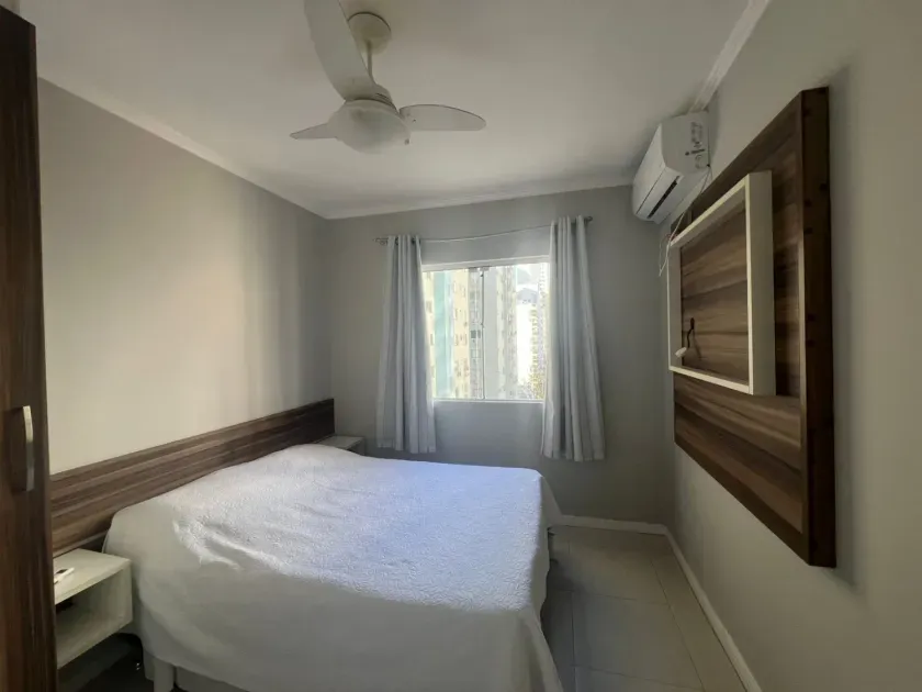 Apartamento Mobiliado com 1 dormitórios sendo 1 vagas de garagem em Balneário Camboriú — foto 5
