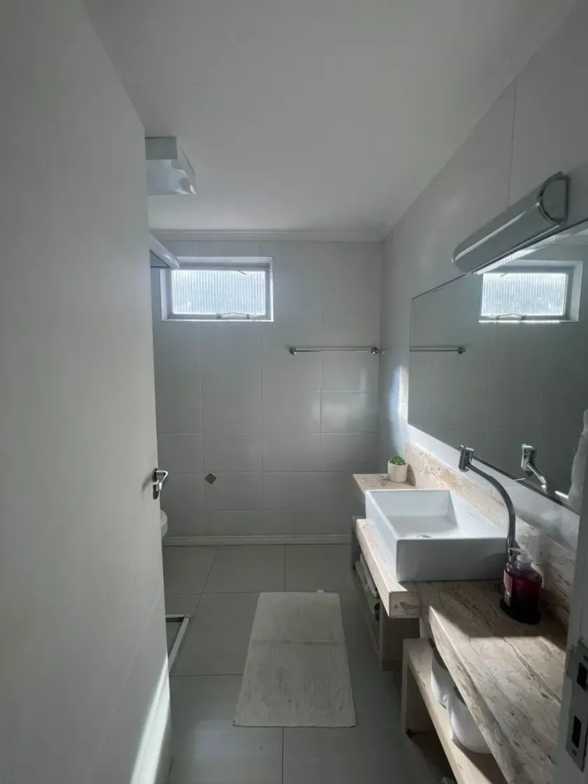 Apartamento Mobiliado com 1 dormitórios sendo 1 vagas de garagem em Balneário Camboriú — foto 8