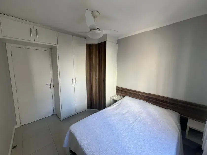 Apartamento Mobiliado com 1 dormitórios sendo 1 vagas de garagem em Balneário Camboriú — foto 6