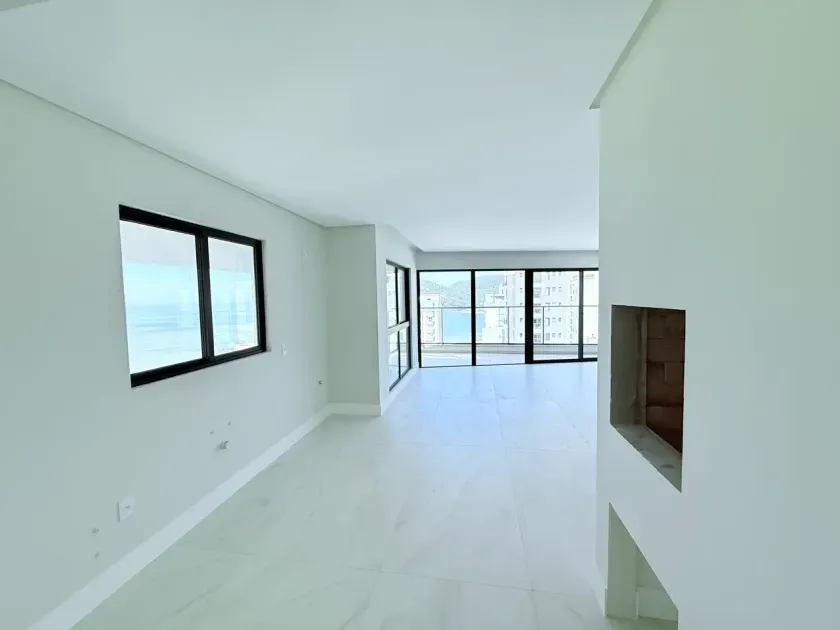 Apartamento sem mobilia com 4 dormitórios sendo 4 suítes e 4 vagas de garagem em Balneário Camboriú — foto 4
