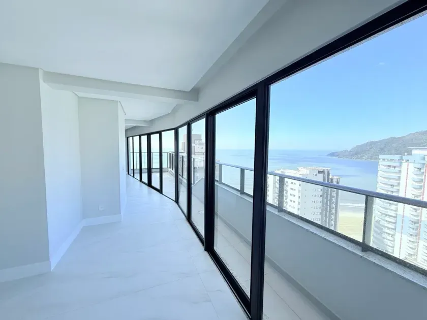Apartamento sem mobilia com 4 dormitórios sendo 4 suítes e 4 vagas de garagem em Balneário Camboriú — foto 5