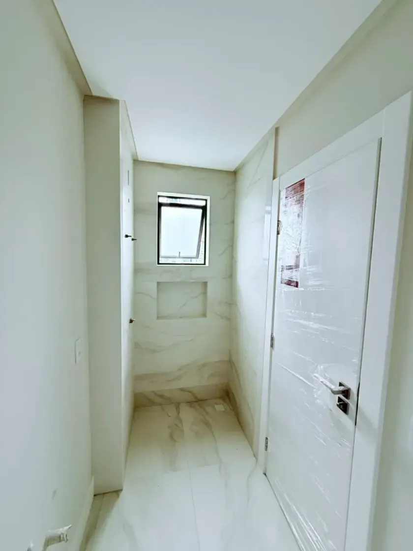 Apartamento sem mobilia com 4 dormitórios sendo 4 suítes e 4 vagas de garagem em Balneário Camboriú — foto 16