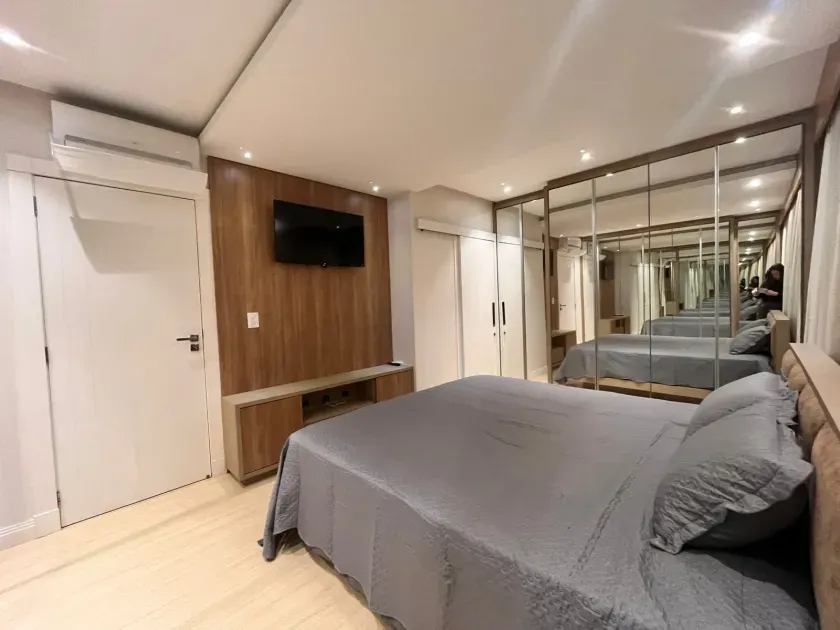 Apartamento com 3 suítes e 3 vagas de garagem no Centro de Balneário Camboriú/SC — foto 14