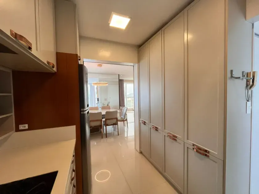 Apartamento com 3 suítes e 3 vagas de garagem no Centro de Balneário Camboriú/SC — foto 21