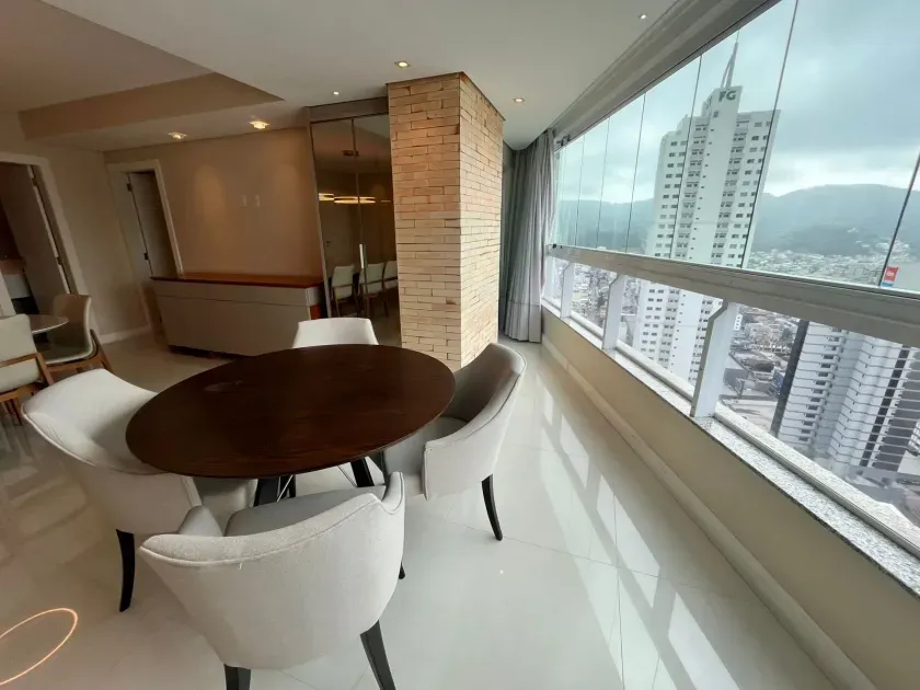Apartamento com 3 suítes e 3 vagas de garagem no Centro de Balneário Camboriú/SC — foto 28