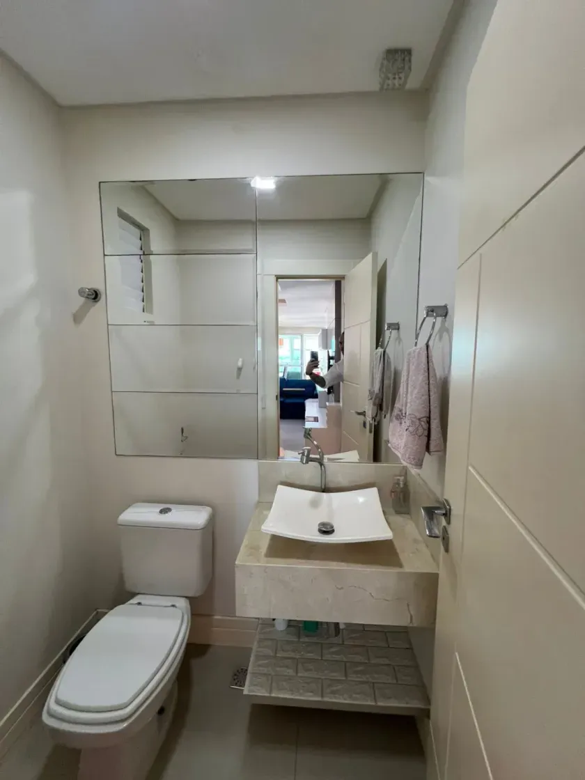Apartamento mobiliado com 3 dormitórios sendo 3 suítes e 2 vagas de garagem em Balneário Camboriú — foto 11