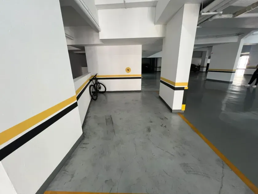 Apartamento mobiliado com 3 dormitórios sendo 3 suítes e 2 vagas de garagem em Balneário Camboriú — foto 33