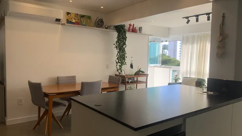 Quadra mar com 2 dormitórios e 1 vaga de garagem e área de Lazer - Barra Norte Balneário Camboriú/SC