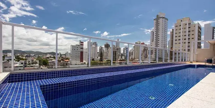 Apartamento mobiliado com 3 dormitórios sendo 3 suítes e 2 vagas de garagem em Balneário Camboriú — foto 9