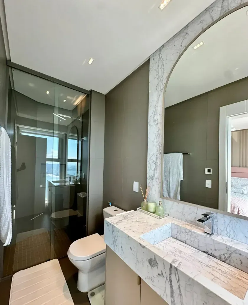 Apartamento quadra mar com 5 dormitórios sendo 4 suítes e 3 vagas de garagem em Balneário Camboriú — foto 14