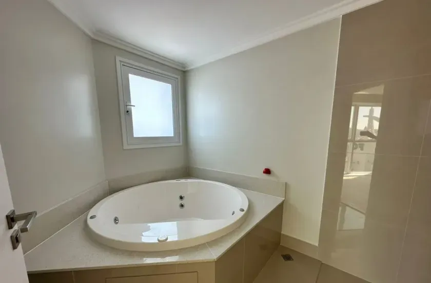 Apartamento Duplex Vista Mar com 4 suítes e 3 vagas de garagem em Balneário Camboriú-SC — foto 4