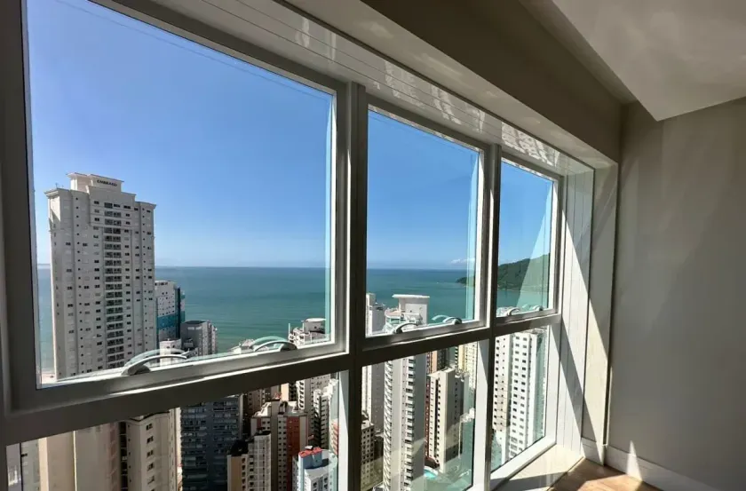 Apartamento Duplex Vista Mar com 4 suítes e 3 vagas de garagem em Balneário Camboriú-SC — foto 3