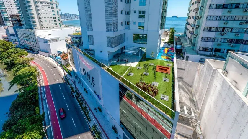 Apartamento frente mar com 4 suítes e 2 vagas de garagem em Balneário Camboriú — foto 55