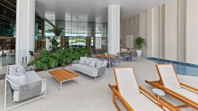 Apartamento frente mar com 4 suítes e 2 vagas de garagem em Balneário Camboriú — foto 3