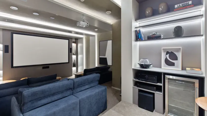 Apartamento frente mar com 4 suítes e 2 vagas de garagem em Balneário Camboriú — foto 13