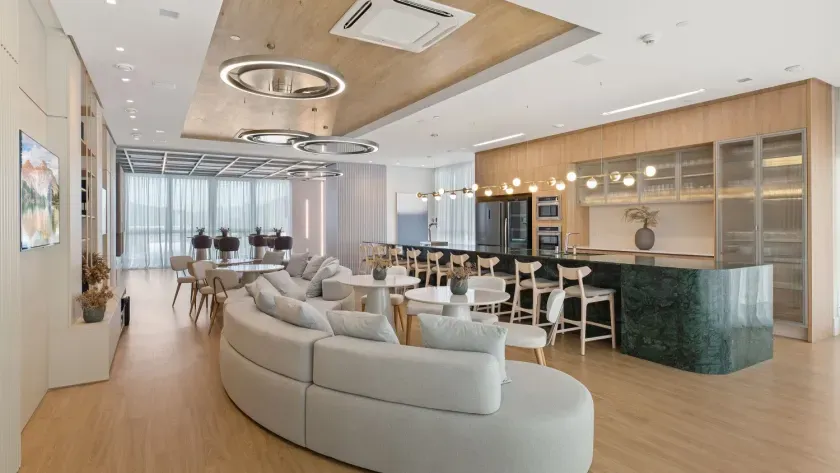 Apartamento frente mar com 4 suítes e 2 vagas de garagem em Balneário Camboriú — foto 18