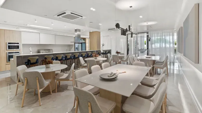 Apartamento frente mar com 4 suítes e 2 vagas de garagem em Balneário Camboriú — foto 41