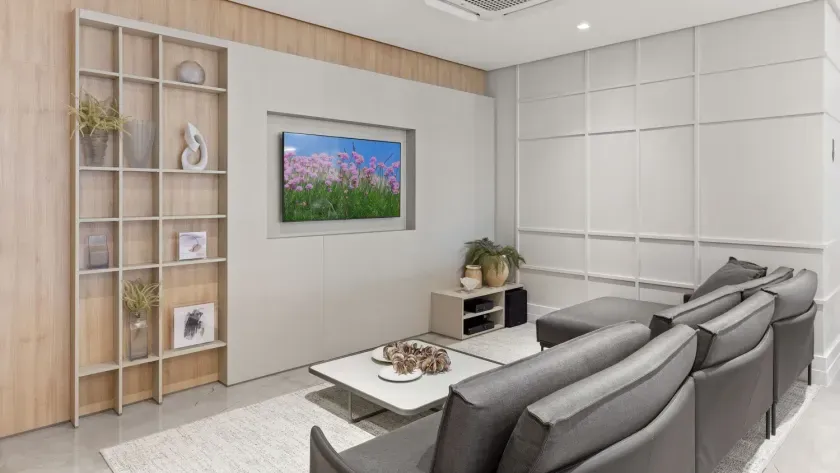 Apartamento frente mar com 4 suítes e 2 vagas de garagem em Balneário Camboriú — foto 45