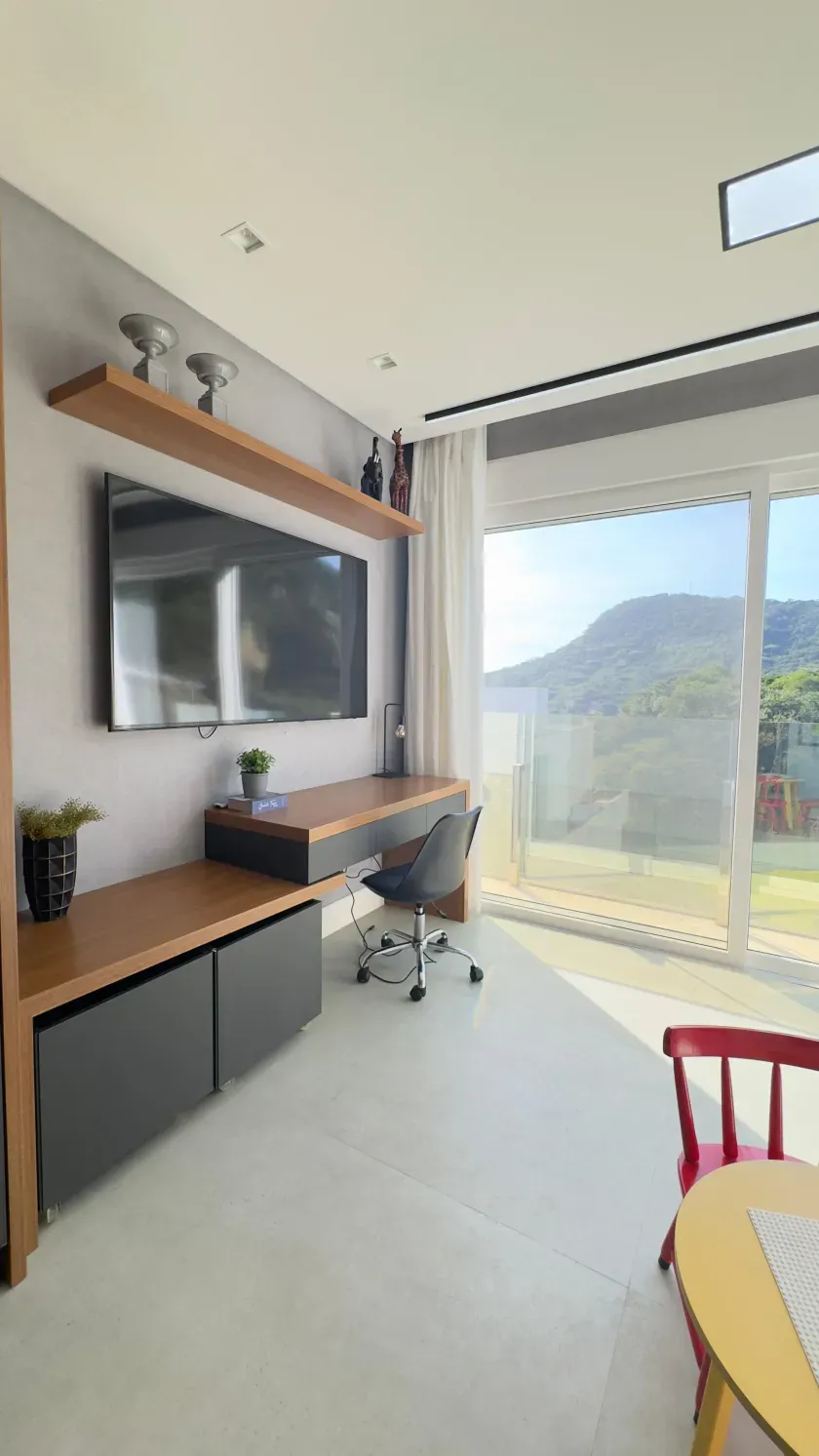Casa em condomínio fechado com 4 suítes e 3 vagas de garagem em Balneário Camboriú — foto 28